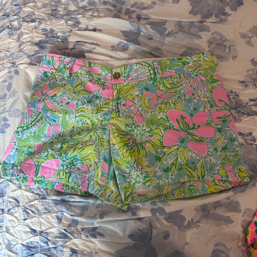 Lilly Pulitzer Pink and Green Shorts Vibrant Floral Design